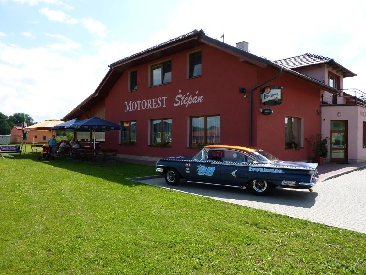 Motorest Stepan Hotel Tesov Exterior photo